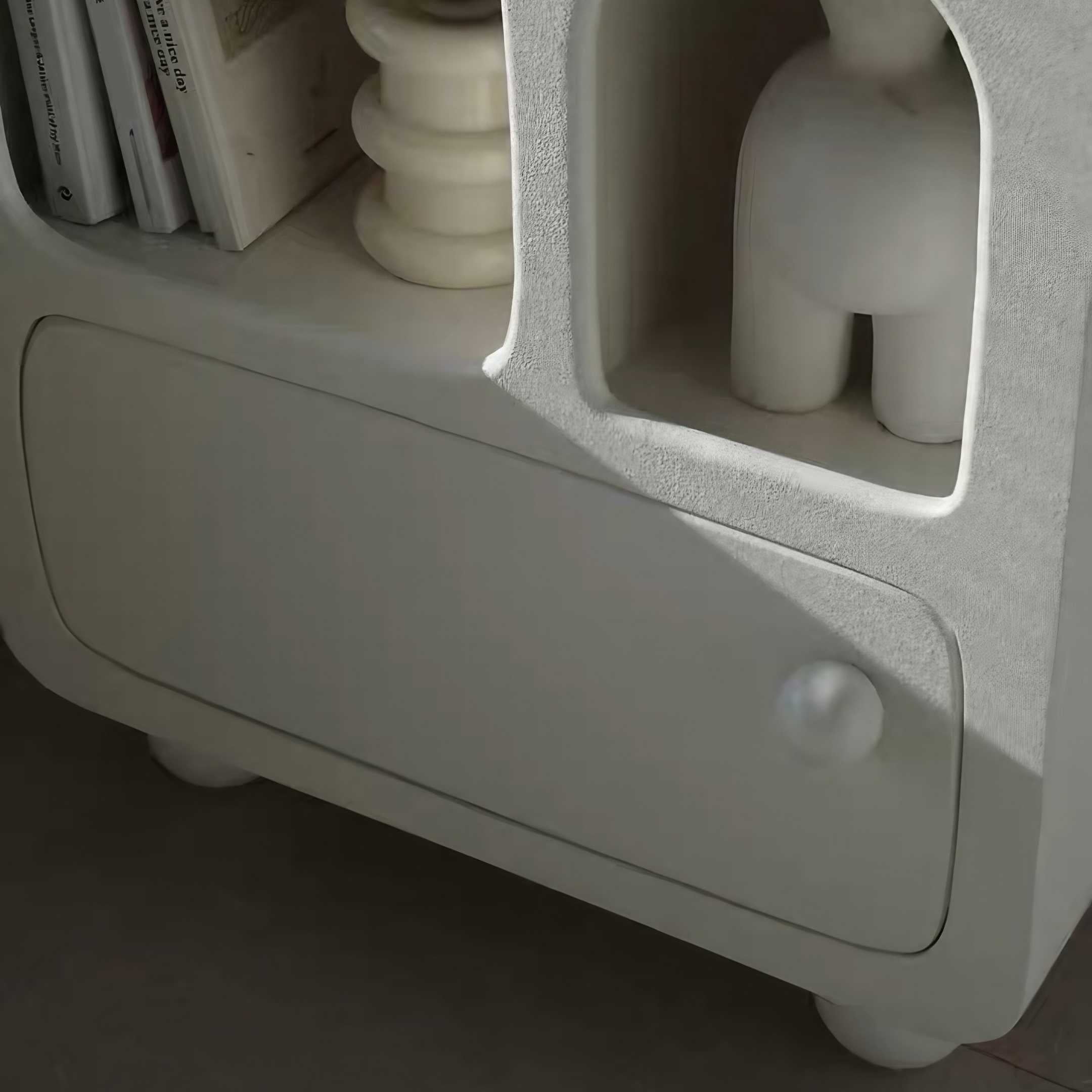 ELLA SIDE TABLE - KKUSO.HOME