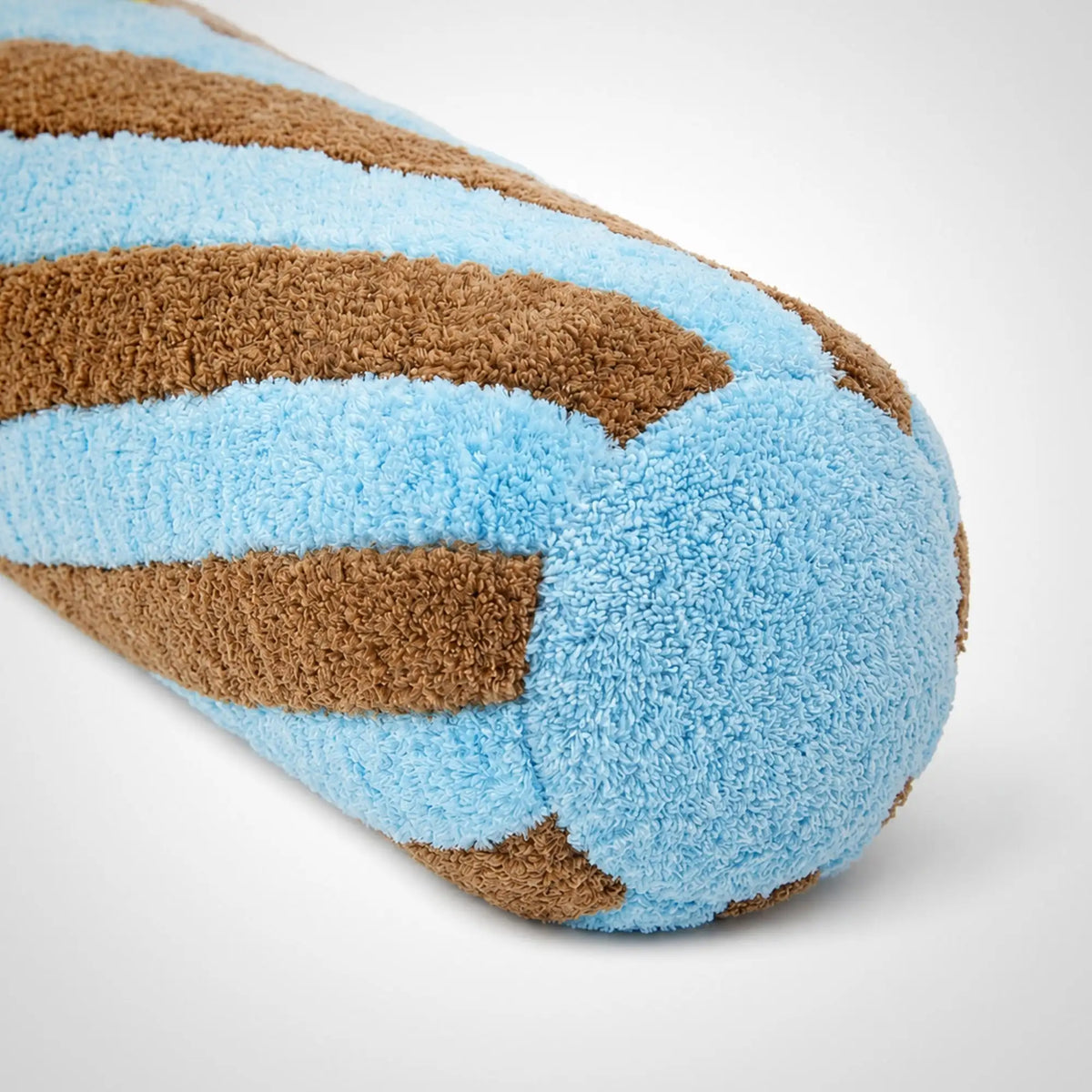 KKUSO PLUSH CUSHION - MESSUP SKY MOCHA