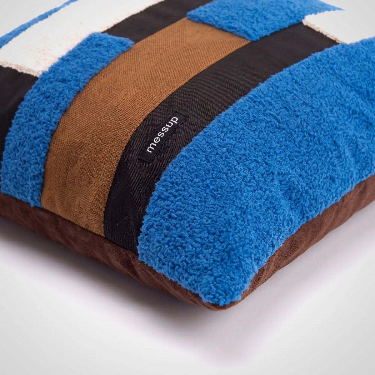 KKUSO PLUSH CUSHION - JUMBLE MIX BLUE