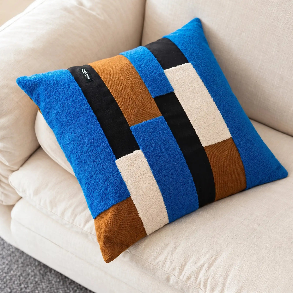 KKUSO PLUSH CUSHION - JUMBLE MIX BLUE