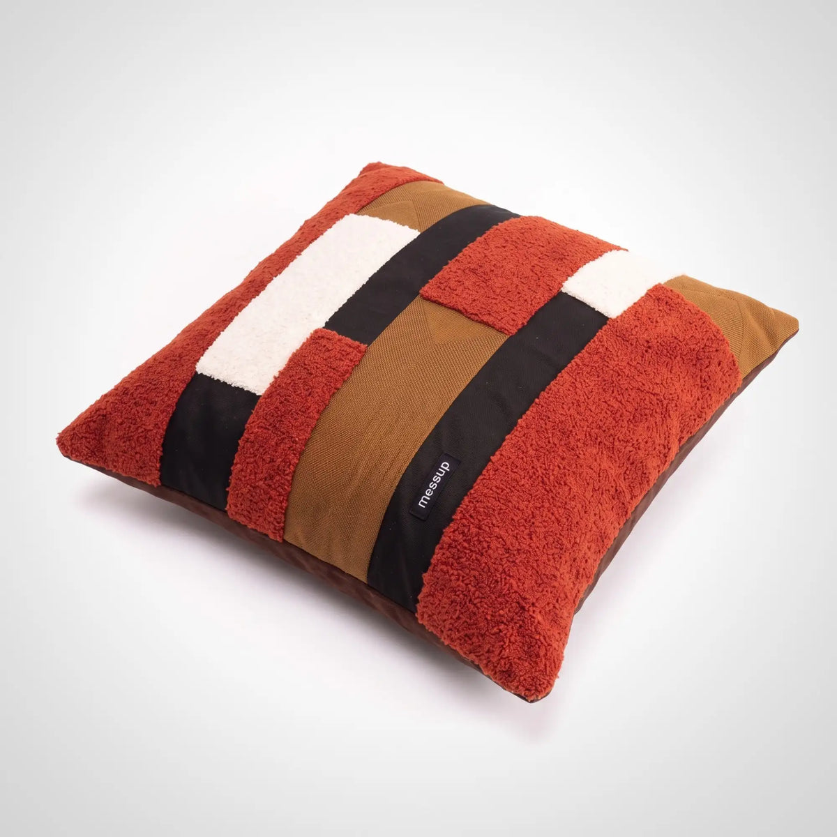 KKUSO PLUSH CUSHION - JUMBLE MIX RED