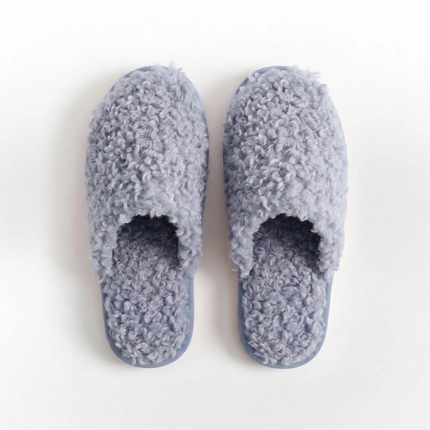 KKUSO SLIPPERS - SNUG