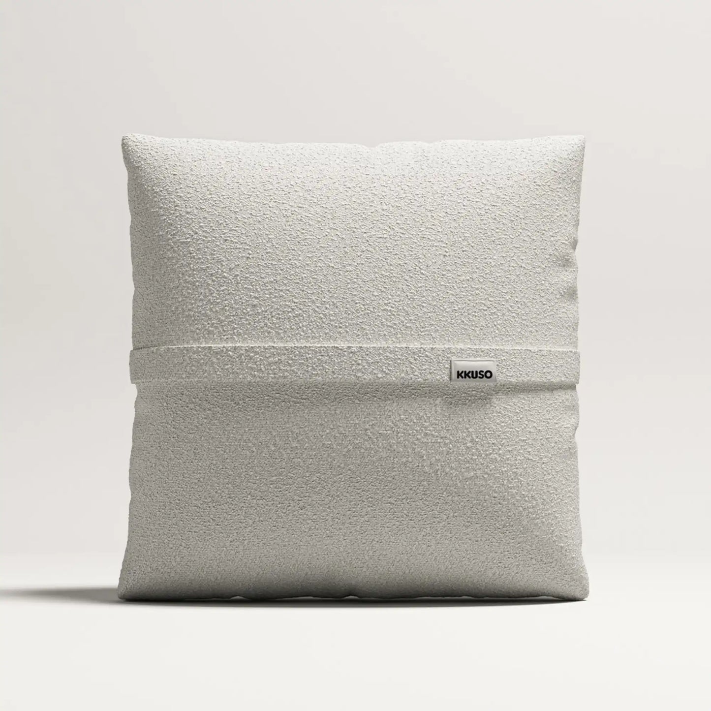 MOMO PILLOW - BOUCLE SNOW WHITE LARGE