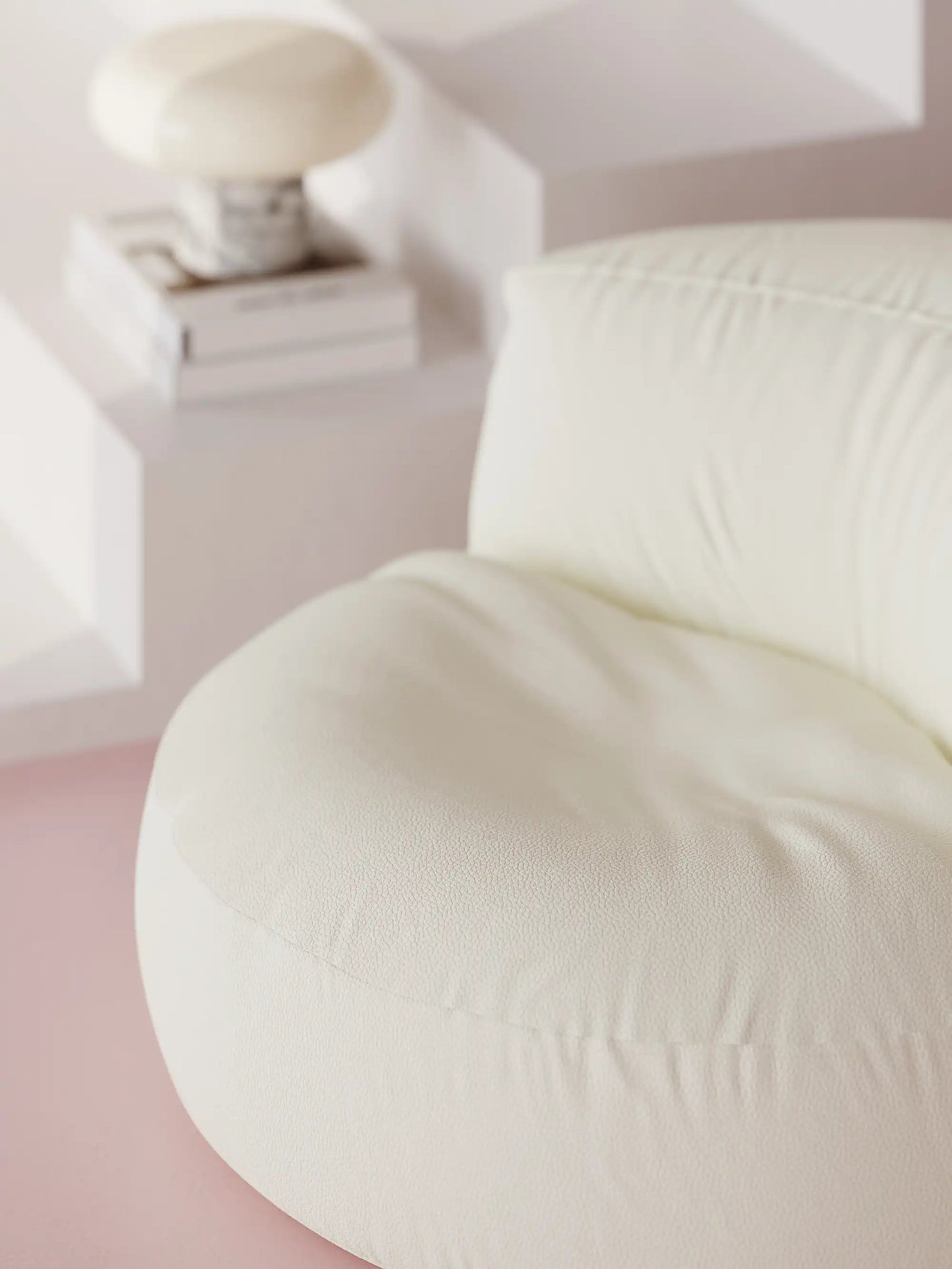 LEXIE BEAN BAG - VEGAN LEATHER kkuso