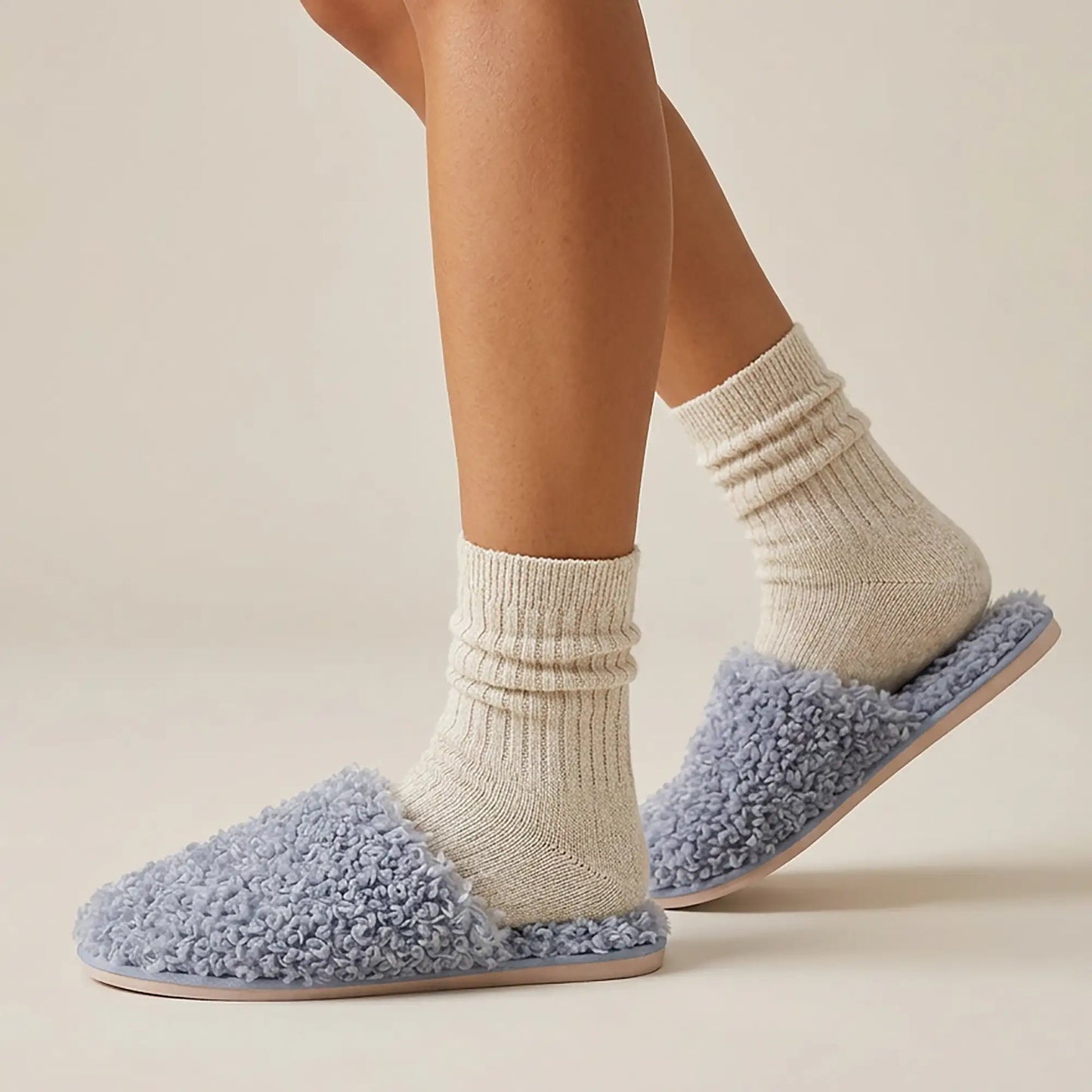 KKUSO SLIPPERS - SNUG
