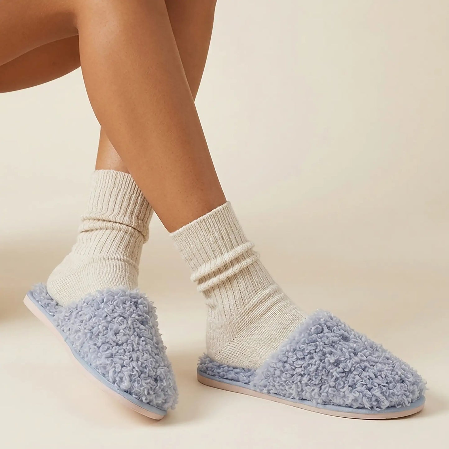 KKUSO SLIPPERS - SNUG