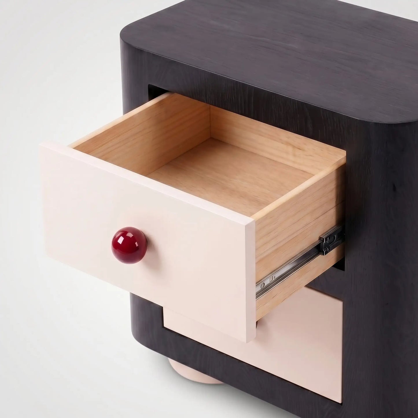 KKUSO WOODEN BEDSIDE TABLE - PINOC