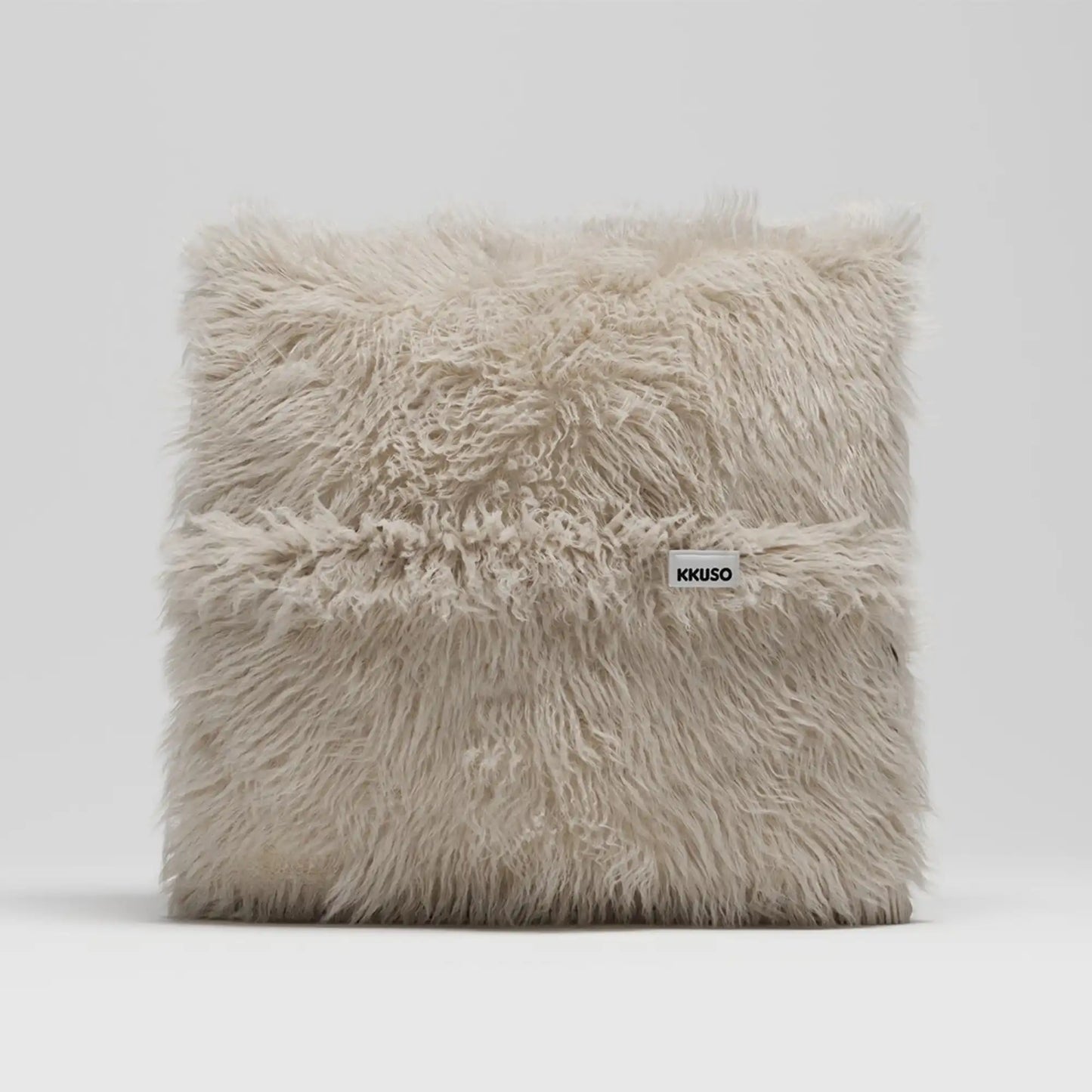 MOMO PILLOW - FAUX FUR CAFE CREME LARGE