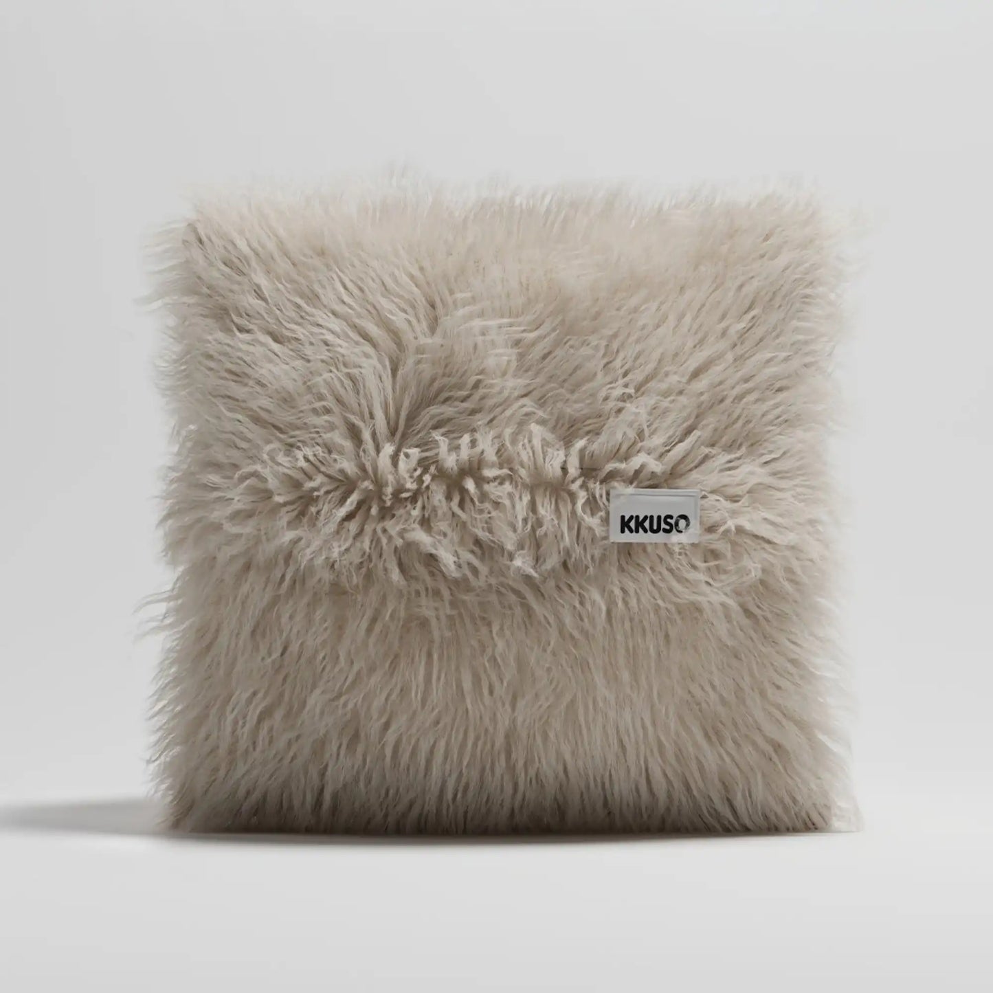 MOMO PILLOW - FAUX FUR CAFE CREME MEDIUM