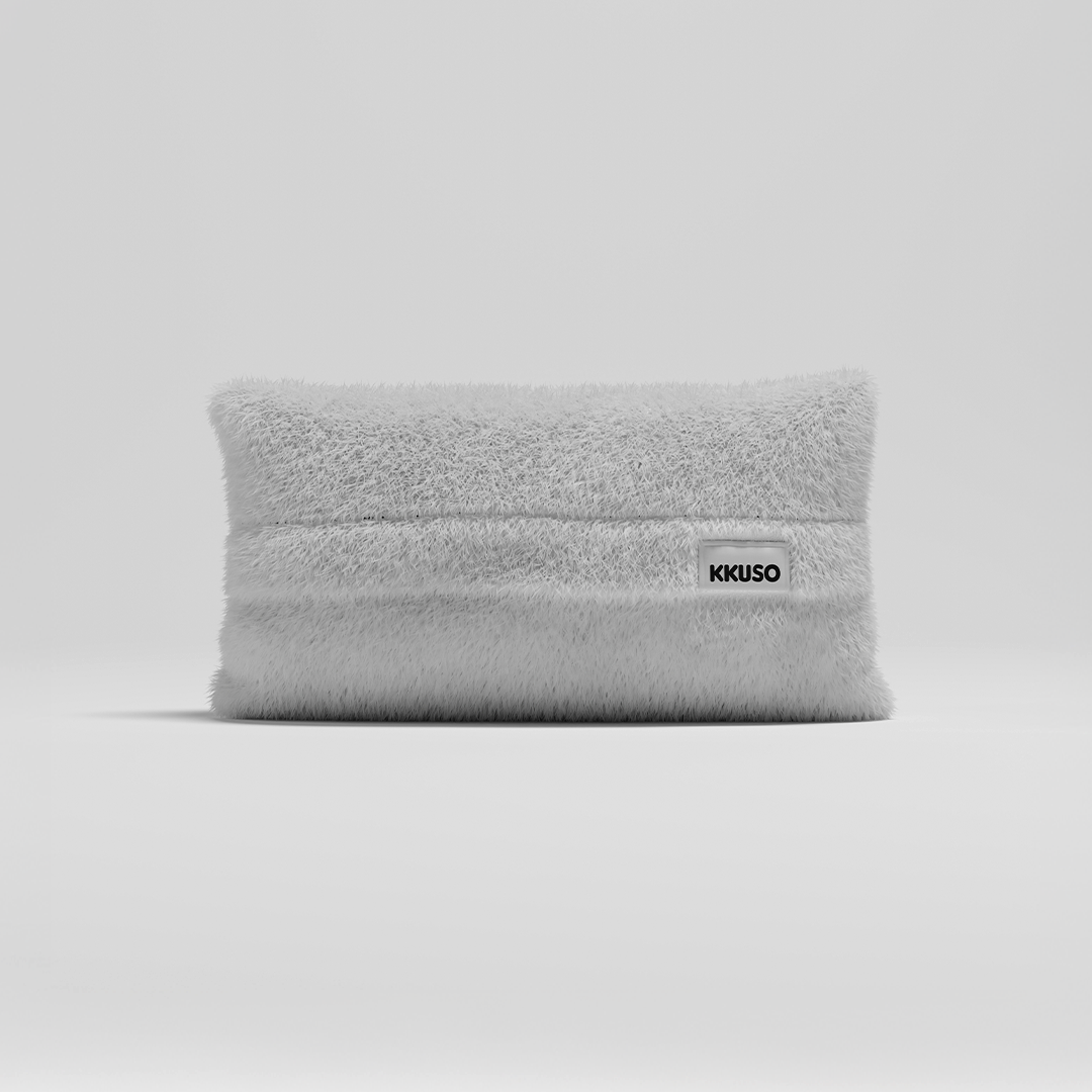 MOMO PILLOW - SOFT FUR IVORY CLOUD SMALL